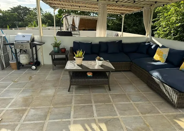 Tropical 2nd Floor With Rooftop Coco